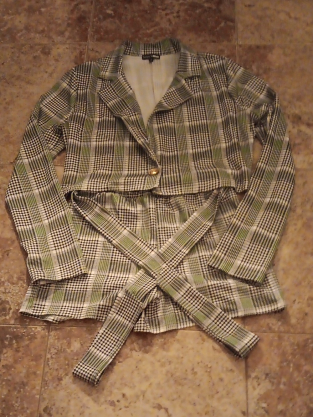 Green Plaid Shorts Set- NWOT